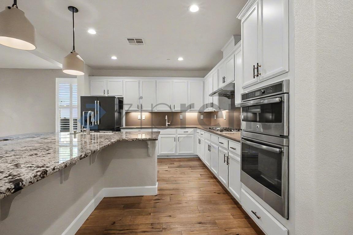 Building Photo - 3540 Arden Villa Ct