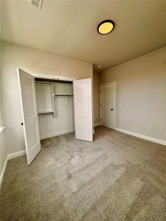 Building Photo - 6747 Winterwood Ave