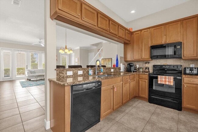 Building Photo - 7766 Linkside Loop