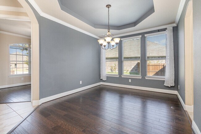 Building Photo - 14106 Summerwoods Ln