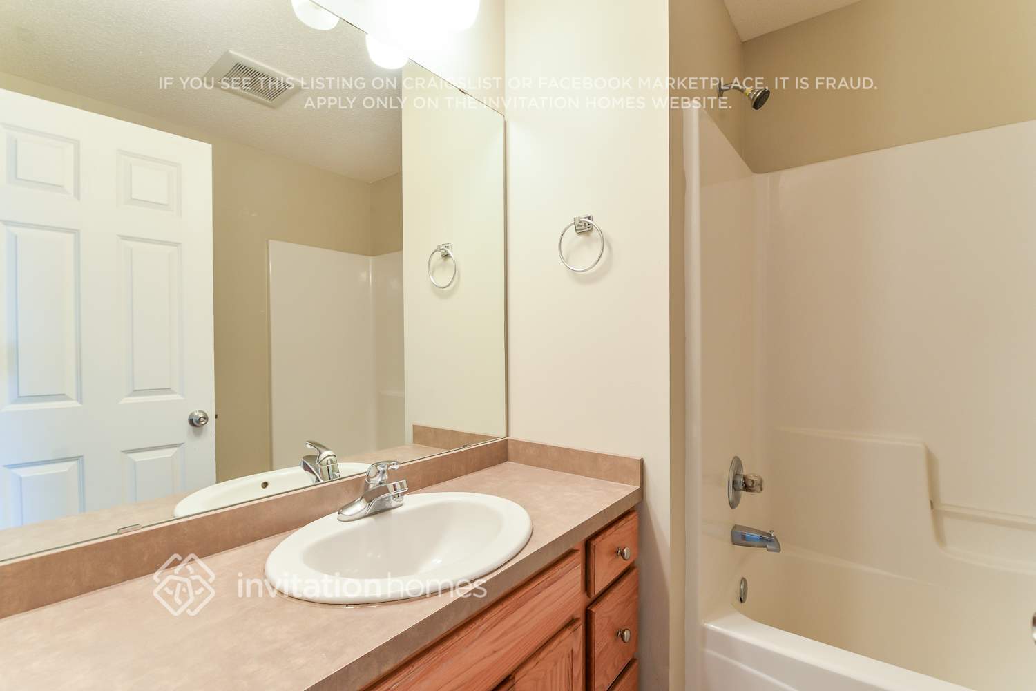 Building Photo - 13312 Tulip St NW