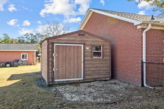 Building Photo - 4015 Freedom Way