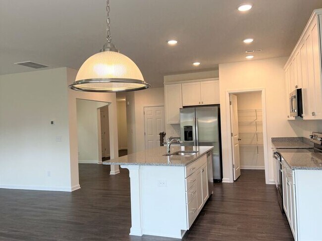 Building Photo - Coming Soon - Gorgeous Home with 3 bedroom...