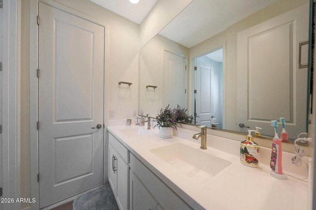 Building Photo - 5121 N 181st Dr