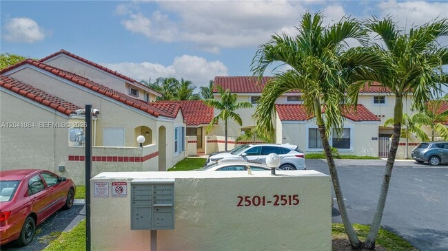 Building Photo - 2513 San Remo Cir