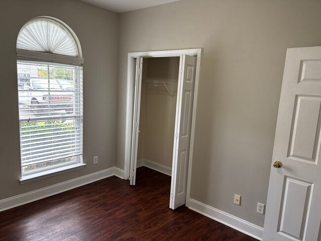 Building Photo - 3-Bedroom, 2-Bedroom Condo