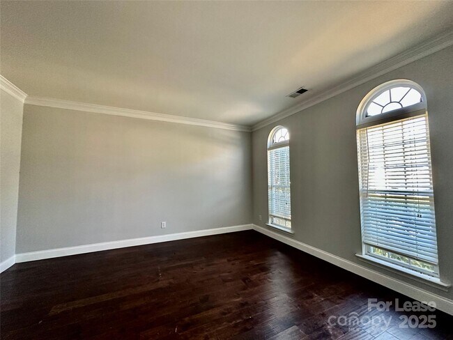 Building Photo - 11119 Amherst Glen Dr