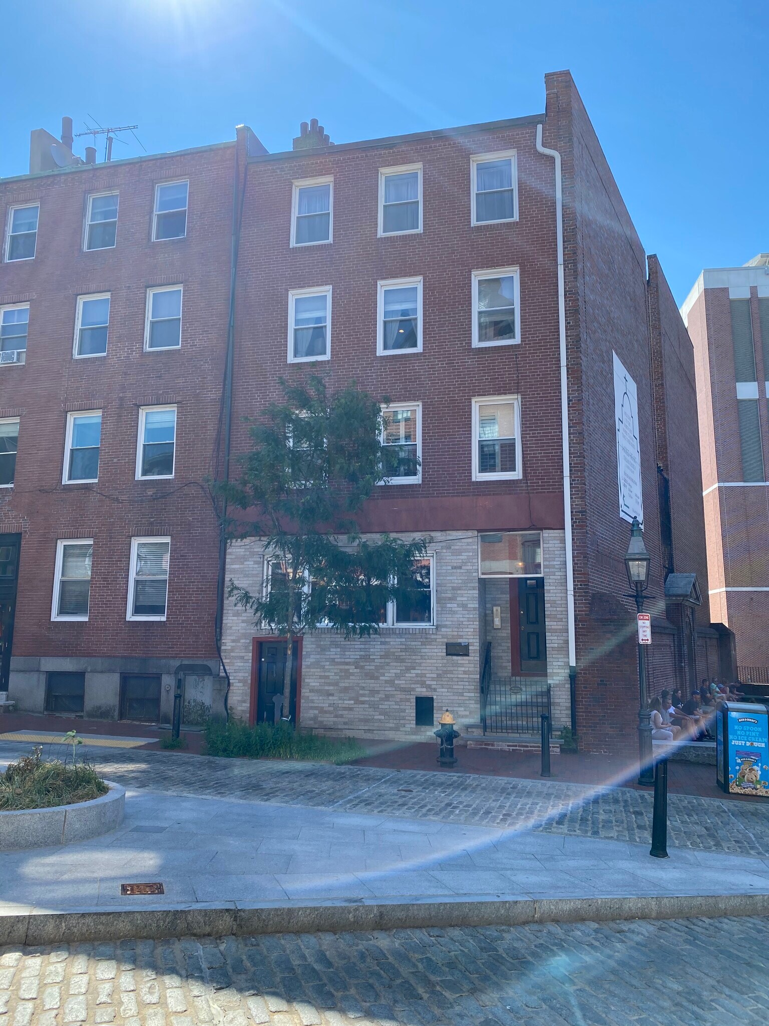 Building Photo - 16 North Sq
