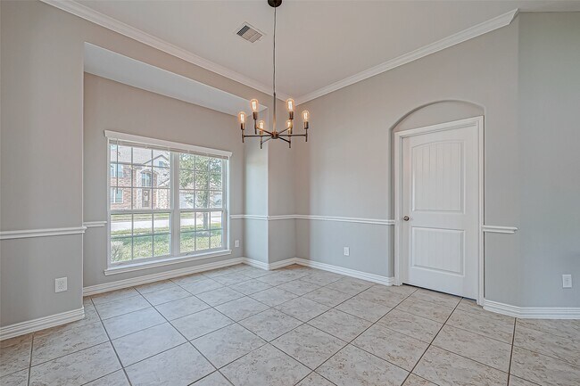 Building Photo - 30806 Academy Trace Dr
