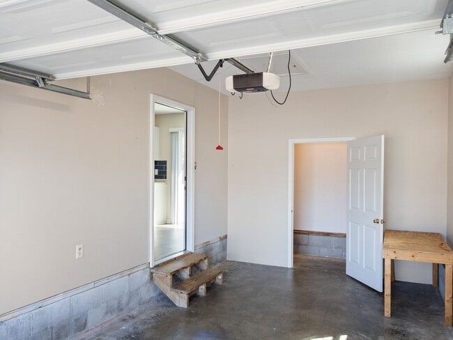 Building Photo - Welcome to Crown Point!