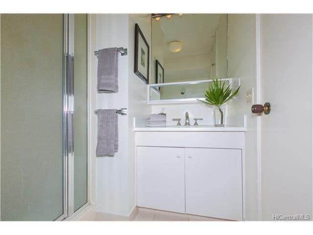 Building Photo - Mt Terrace- Hawaii Kai's Luxury Condo with...