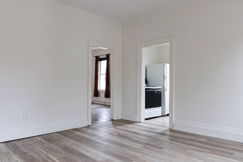 Building Photo - 1301 8th Ave