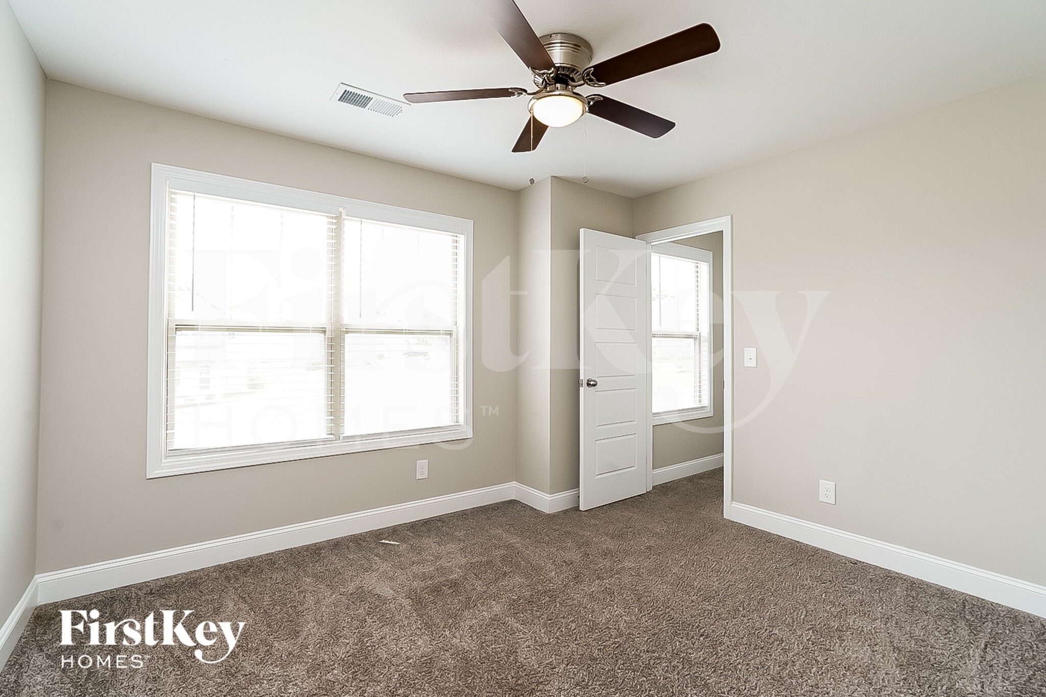 Building Photo - 1186 Ewing Wy