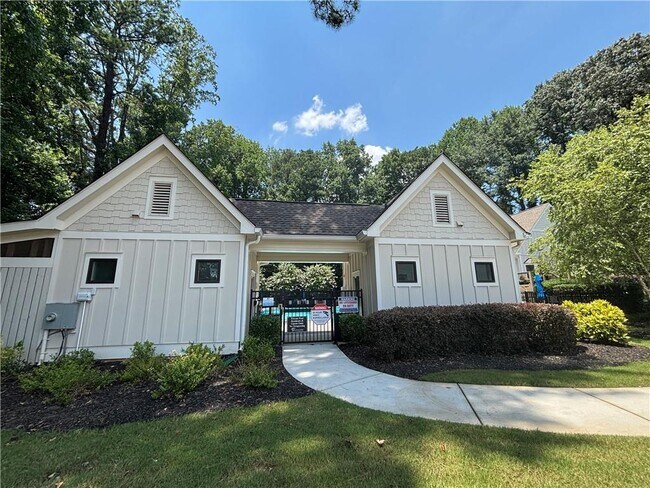 Building Photo - 2156 Eagle Creek Ln