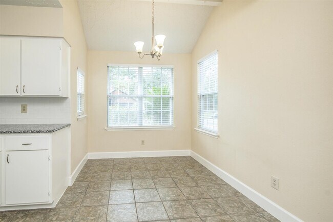 Building Photo - 5434 Garden Village Dr