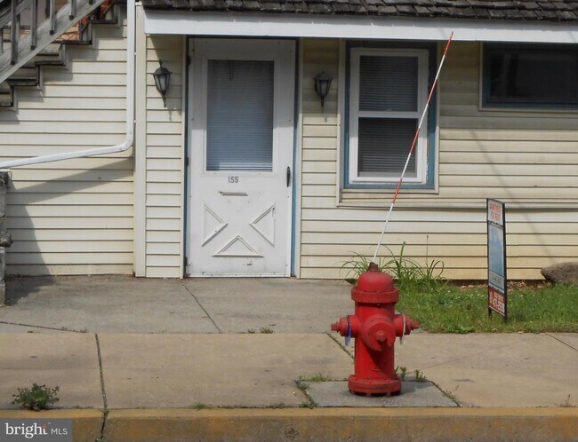 Primary Photo - 155 S Charlotte St