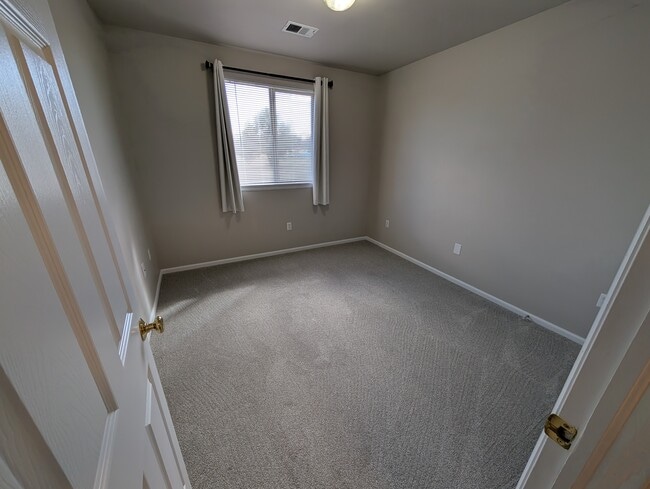 Building Photo - 4514 Laramie St