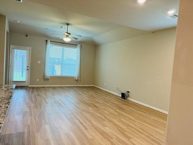 Building Photo - 1804 Ithaca Grv Ln