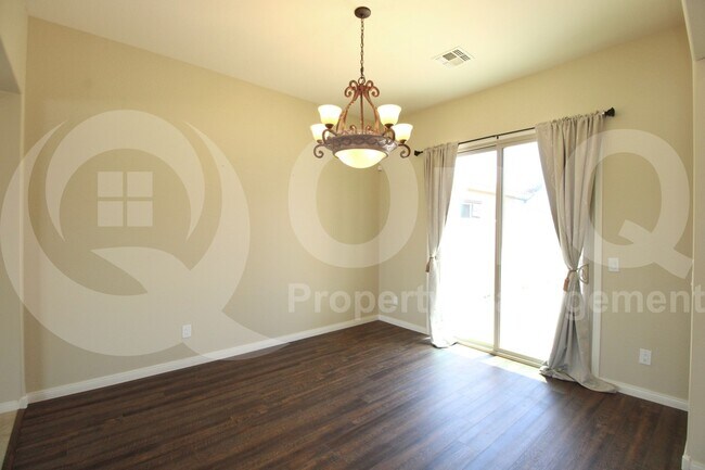 Building Photo - 17824 W Cedarwood Ln