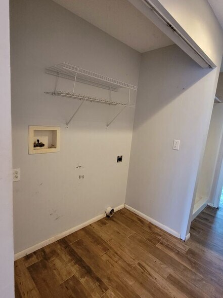 Building Photo - 4950 Hoof Beat Trail