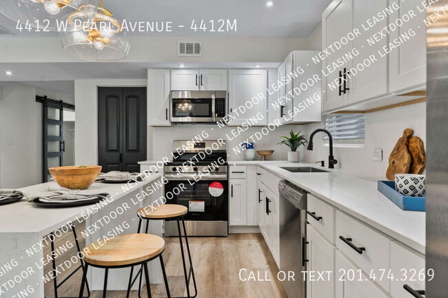 Primary Photo - 4412 W Pearl Ave