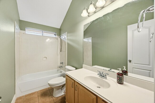 Building Photo - 8218 Silver Lure Dr