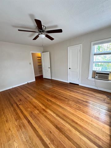 Building Photo - 1102 Santa Clara Dr