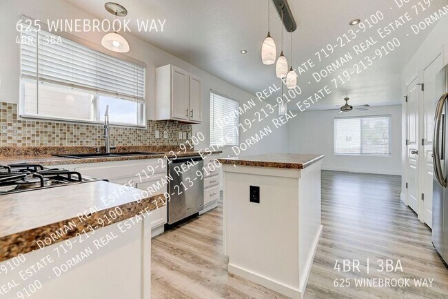 Building Photo - 625 Winebrook Way