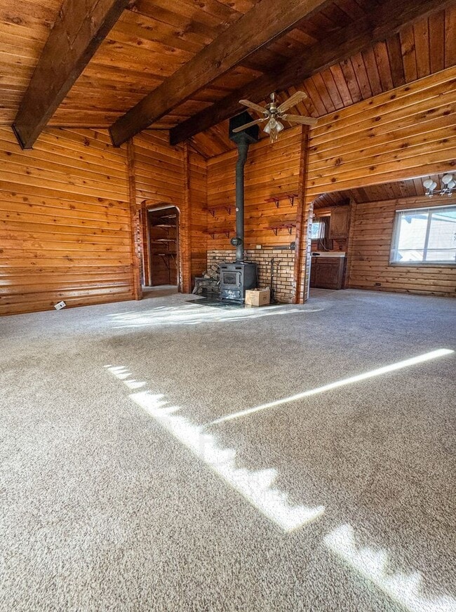 Building Photo - Cozy 2 bed/ 1 bath- Dog Friendly House