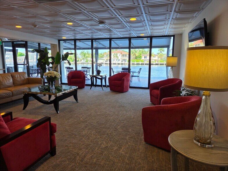 Building Photo - 5100 DuPont Blvd