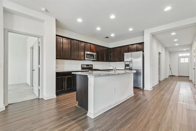 Building Photo - 18312 Urbano Dr
