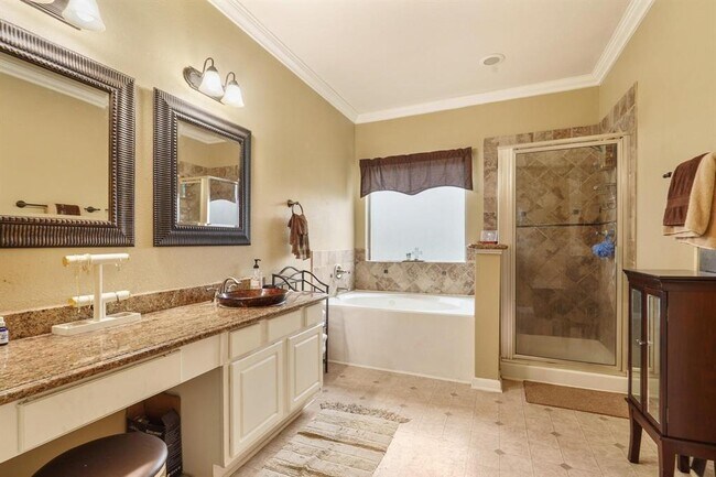 Building Photo - 21535 Elm Hurst Ln