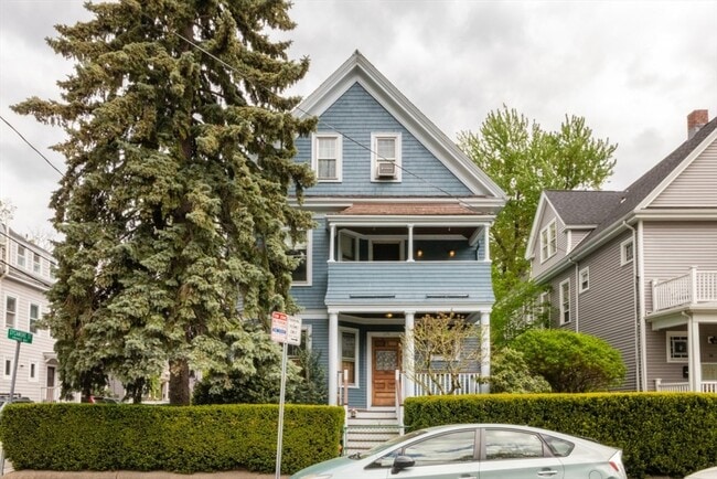 Primary Photo - 24 Walden St