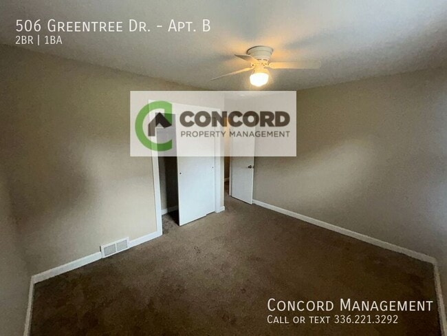 Building Photo - 506 Greentree Dr