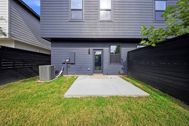 Building Photo - 7818 Hanfro Ln