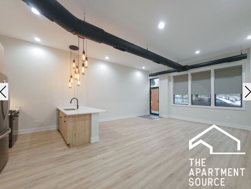 Building Photo - 3829 N Southport Ave