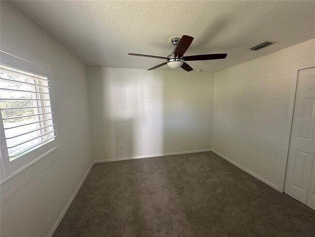 Building Photo - 10955 Lemay Dr
