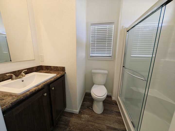 Building Photo - 16005 N 32nd St