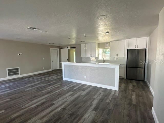 Building Photo - 11525 81st Pl