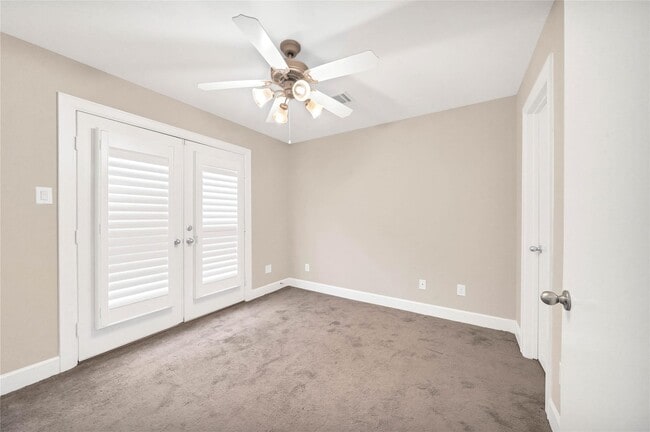 Building Photo - 3633 Main Plaza Dr
