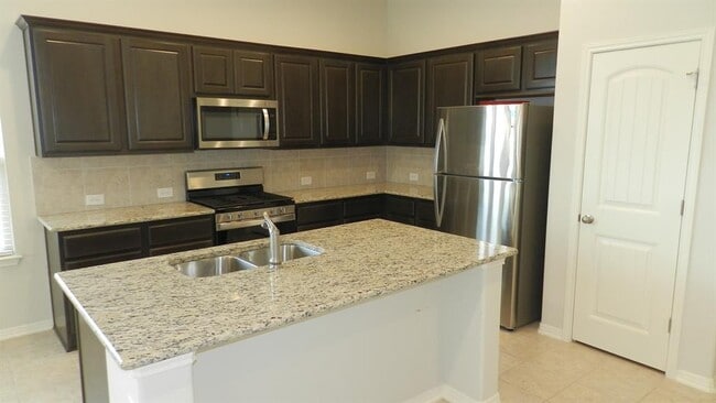 Building Photo - 12012 Reindeer Dr