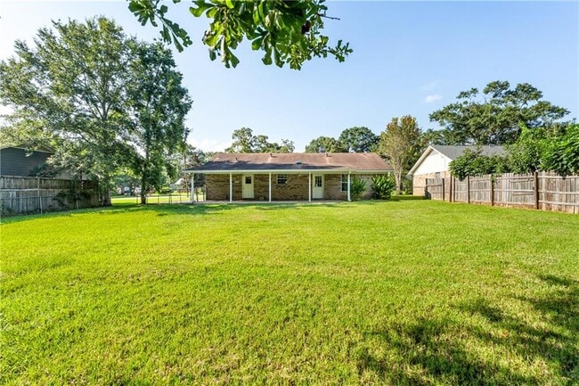 Building Photo - 9491 Burnt Pine Dr