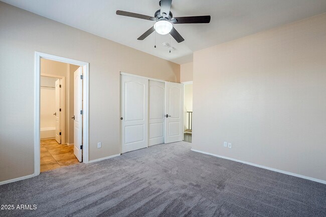Building Photo - 6922 S Black Hills Way