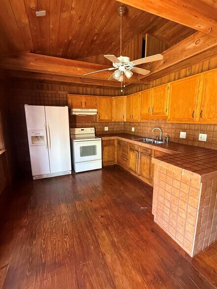 Building Photo - 3611 Elizabeth St