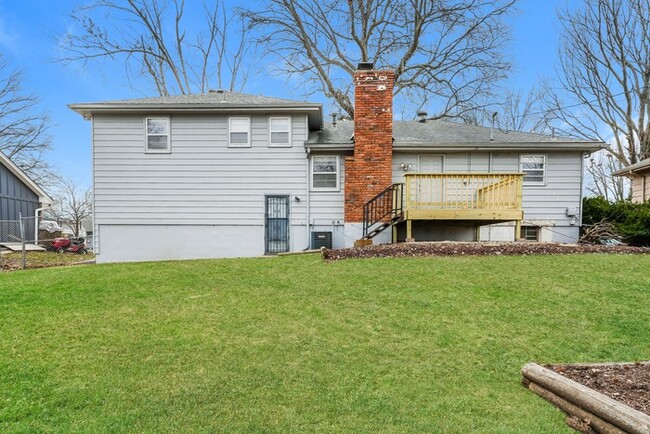 Building Photo - Awesome 3 Bedroom in Raytown