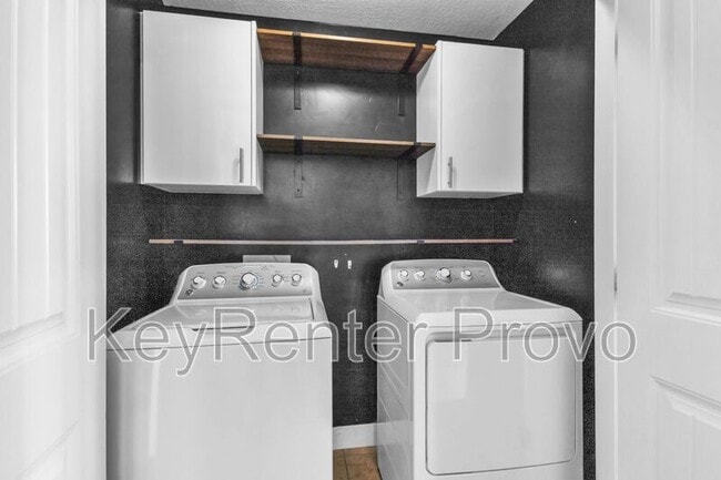 Building Photo - 1774 E Tumwater Ln