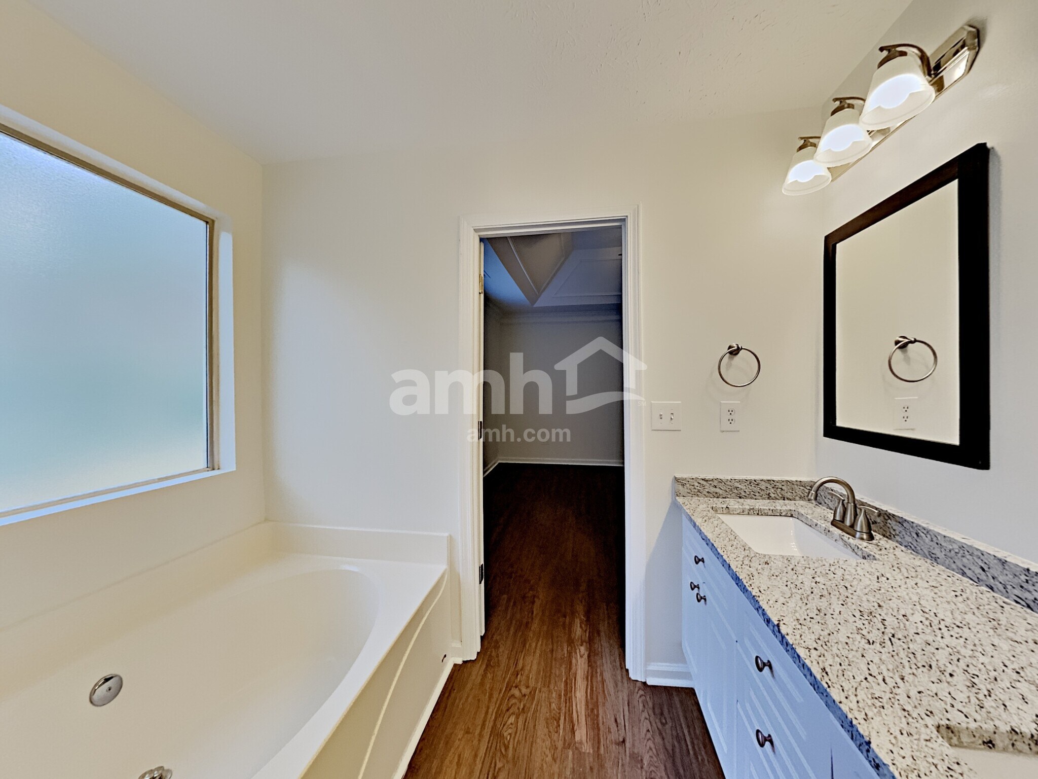 Building Photo - 755 Allen's Landing Dr SE