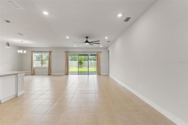 Building Photo - 8353 Ivy Stark Blvd