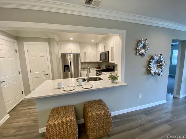 Building Photo - 85 Westwood Dr