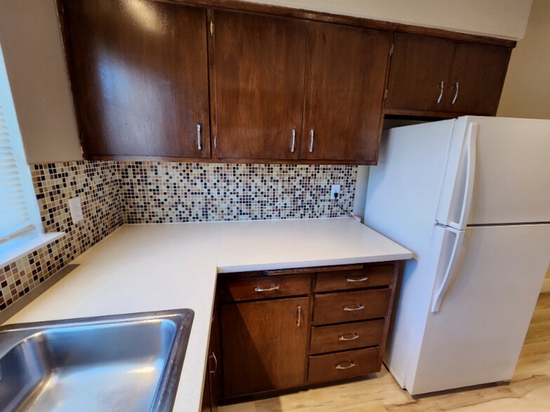 Building Photo - 2933 Carmel St